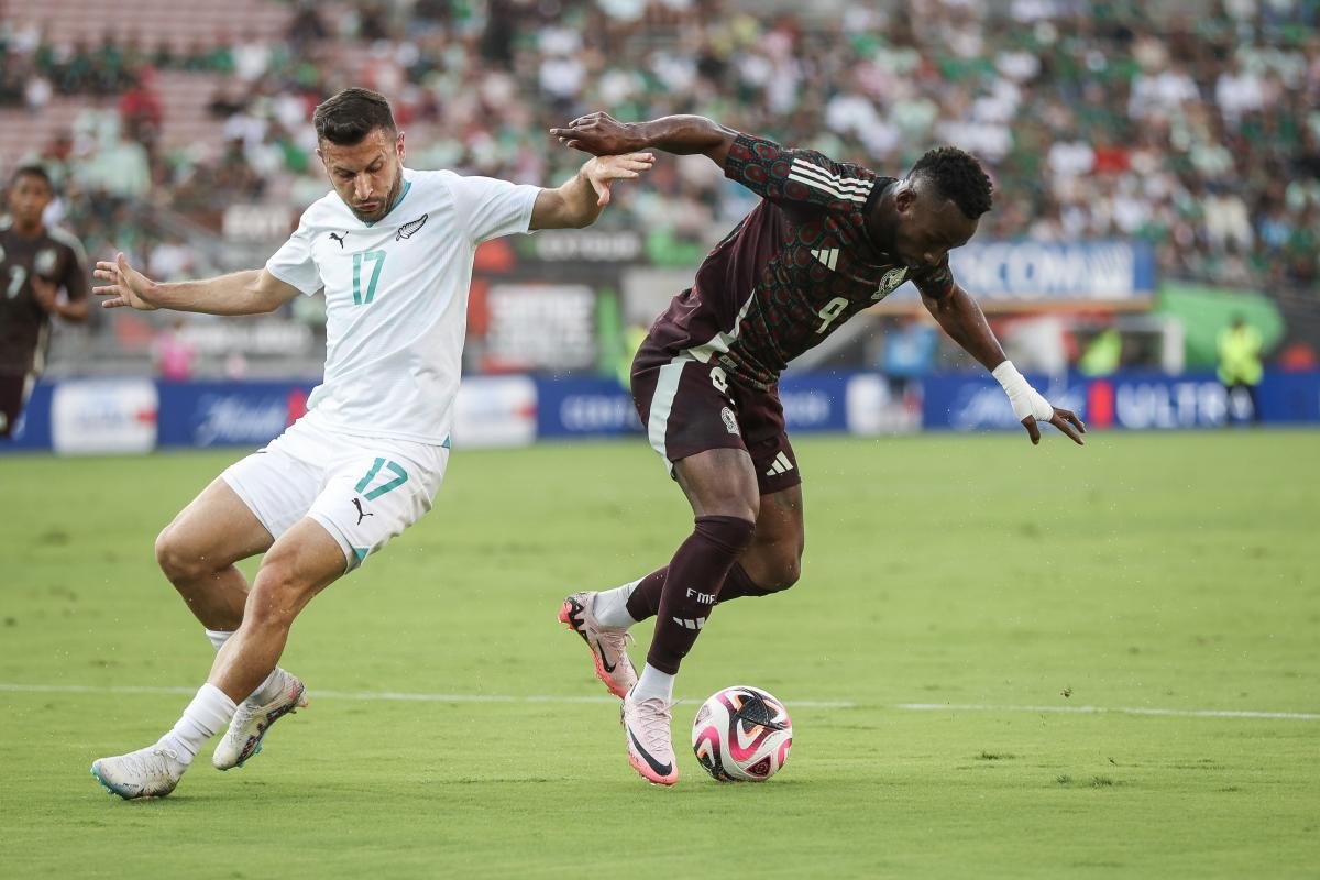 All Whites defeated by Mexico in friendly football match