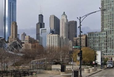 Boy, believed to be 14 years old, arrested after man was beaten and carjacked near Millennium Park