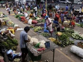 Cash-Strapped Sri Lanka Records First Deflation Since 1995