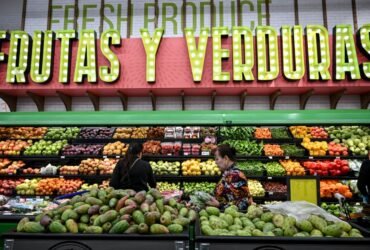 Aurora grocery Ahorra Mucho caters to Hispanic, Latino communities