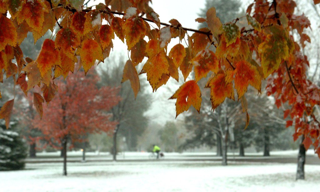 Denver to see its first snow, 2 feet in mountains