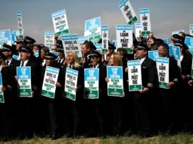 Frontier Airlines pilots vote to strike if necessary