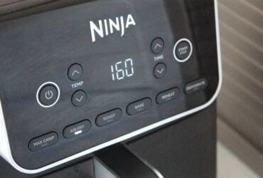 Close-up of a Ninja air fryer control panel