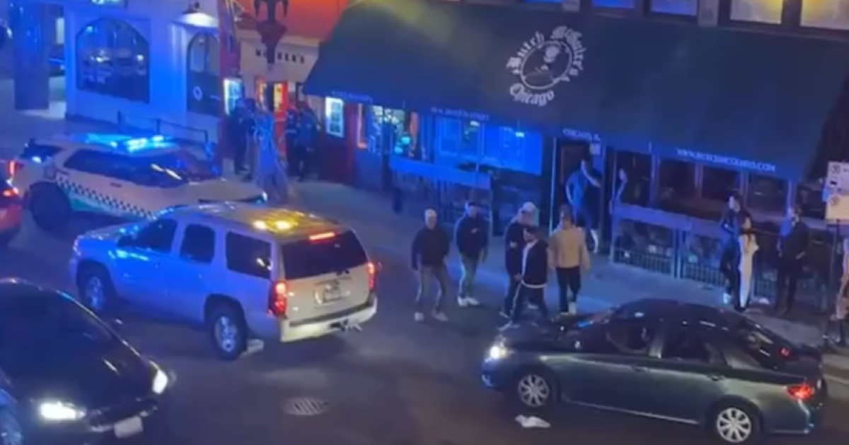 Man stabbed and seriously injured in Gold Coast bar