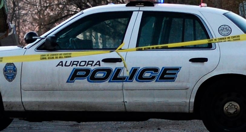 2 dead, 1 injured in early morning shooting at Aurora park