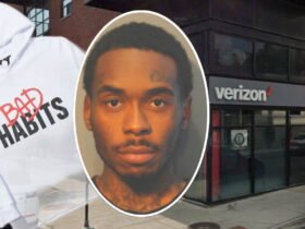 A Chicago man gets 18 years for robbing a Verizon store while on parole for robbing a T-Mobile