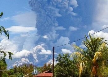 Australia-Indonesia flights disrupted by volcano