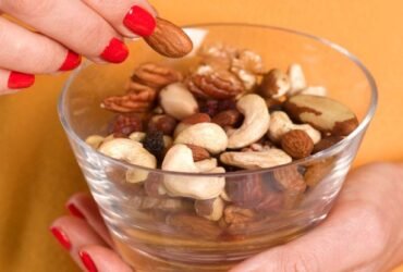 Eating Nuts Linked to Lower Risk of Dementia, Study Finds : ScienceAlert