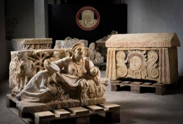 Italian authorities seize Etruscan antiquities looted by 'clumsy' grave robbers