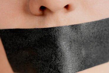 Taping Your Mouth Shut For Sleep Apnea Is Not a Good Idea : ScienceAlert