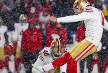 Buffalo Bills Fan Tries To Melt 49ers Field Goal Attempt With A Bold, Snowy Move