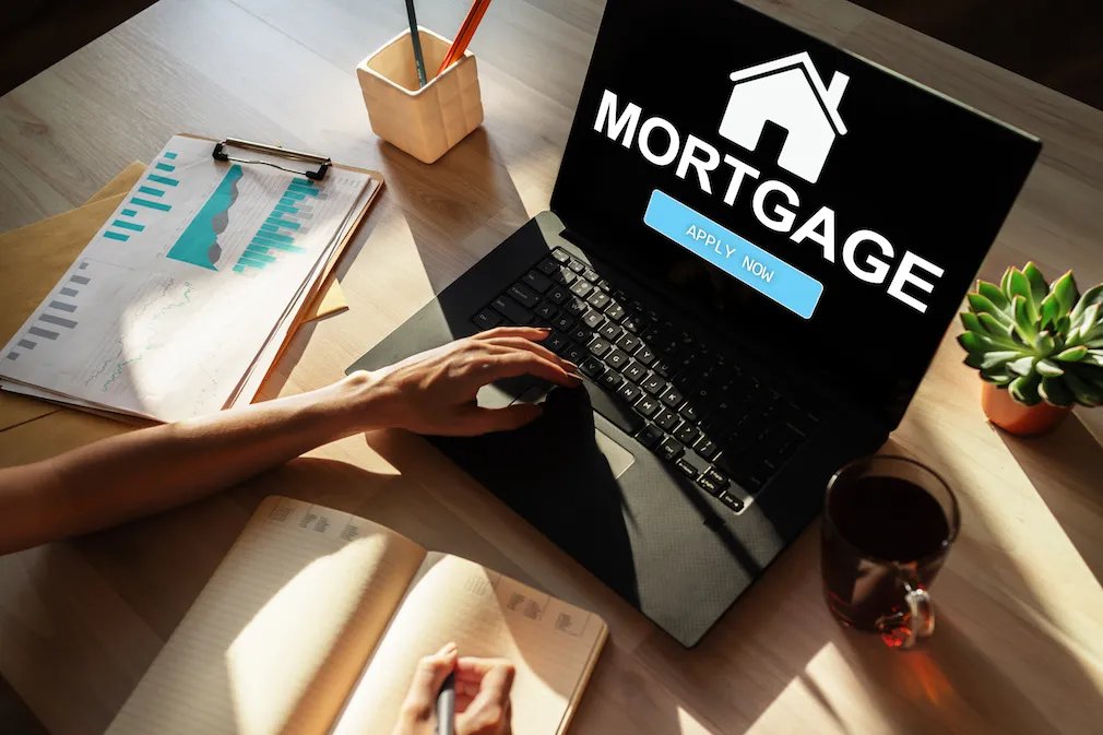 Demand for mortgages is rising at the lowest interest rate in a month