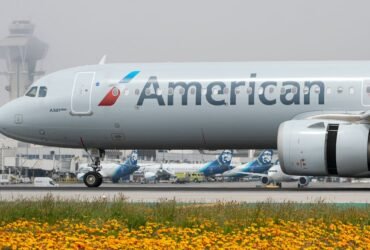 Heavy Travel Day Off To Rough Start After American Airlines Briefly Grounds All Flights