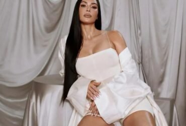 How celebs are using their FEET to rake in extra £100k – and Kim Kardashian even keeps up the gig with a broken foot