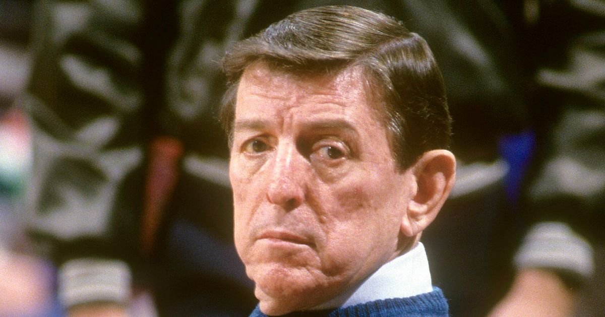 Lou Carnesecca, Legendary St. John's Basketball Coach, Dead At 99