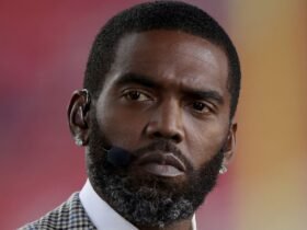 NFL Icon Randy Moss Sends Message To 'Prayer Warriors' Following Cancer Diagnosis