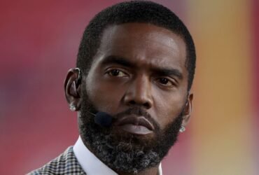 NFL Icon Randy Moss Sends Message To 'Prayer Warriors' Following Cancer Diagnosis