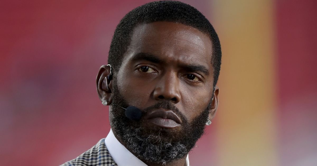 NFL Icon Randy Moss Sends Message To 'Prayer Warriors' Following Cancer Diagnosis