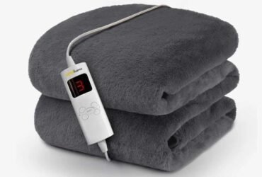 Cosi Home faux fur throw in grey, with controls visible