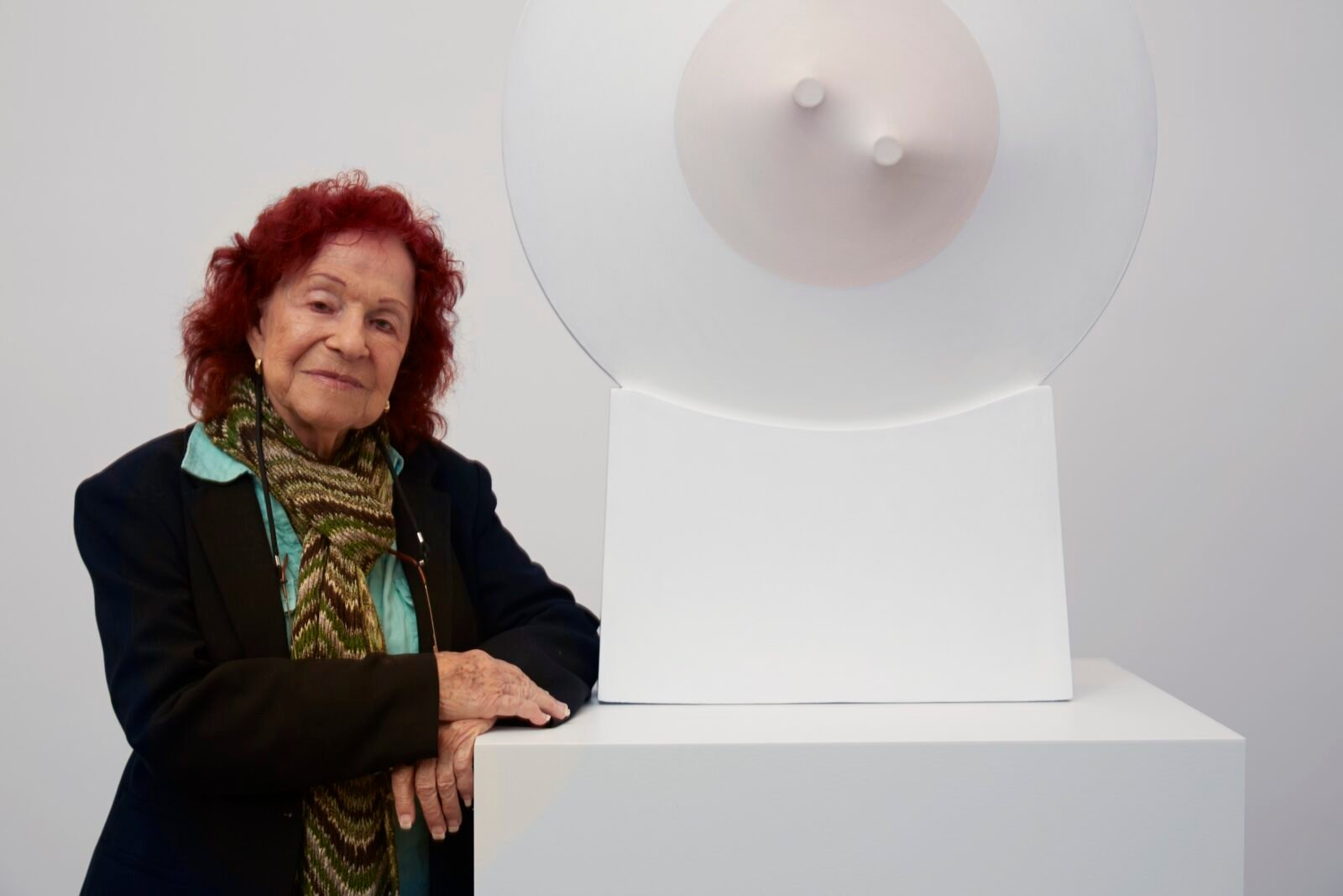 Zilia Sánchez, artist of sensual abstractions, dies at the age of 98