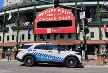 Armed robbers are targeting bar patrons outside clubs in Wrigleyville and the Gold Coast, police say