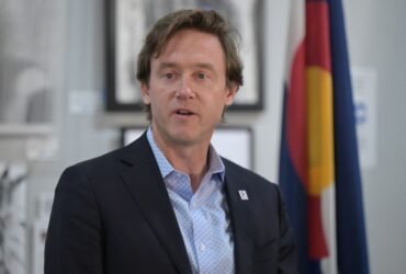 Congress asks Mayor Mike Johnston to testify on "sanctuary" policies