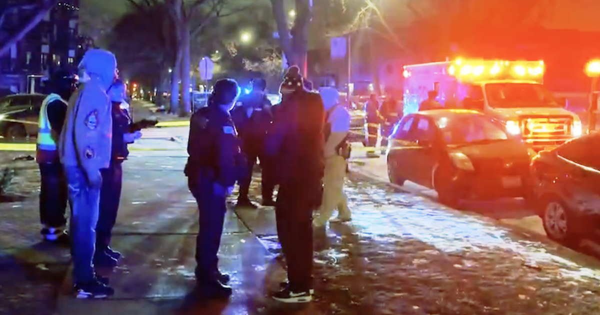 Drive-by Shooter injures the 17-year-old in Rogers Park