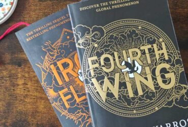 Fourth Wing and Iron Flame Books