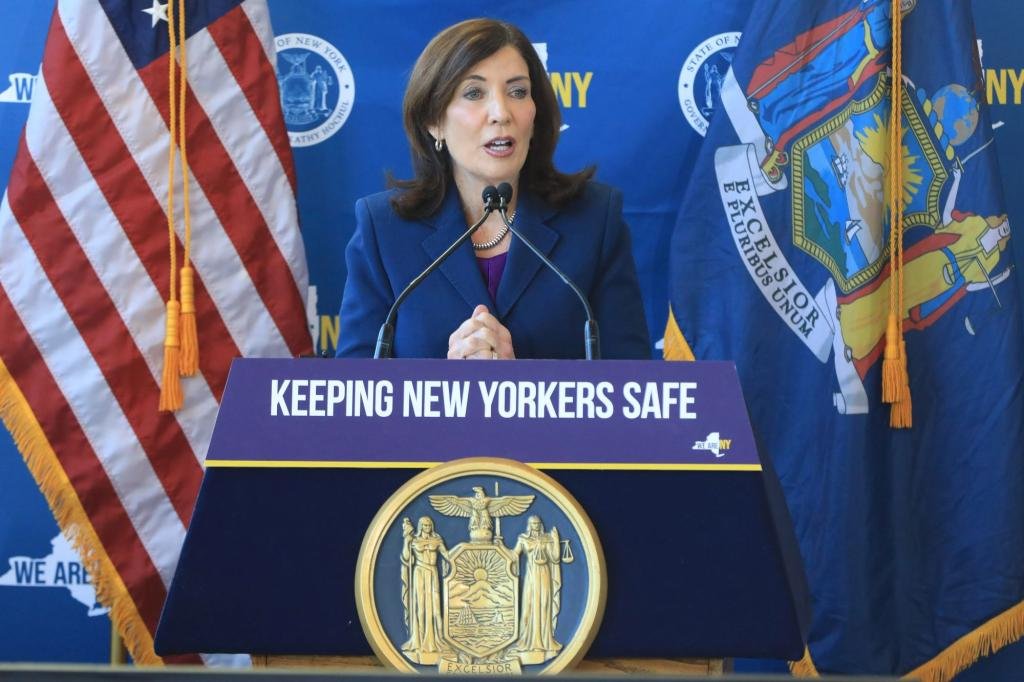 Gov. Hochul must do much more to get violent mentally ill people off the streets