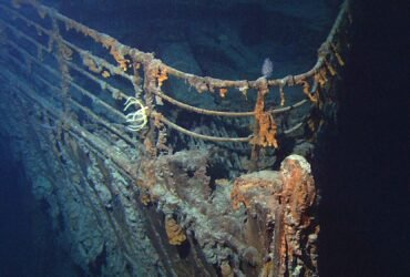 Recovery efforts of 'Titanic' artifacts were halted indefinitely