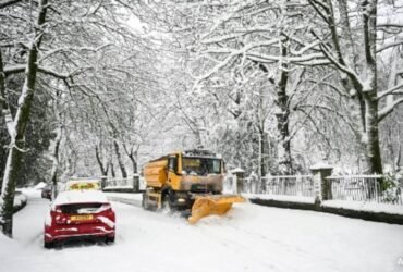 Snow, Ice Disrupt New Year Holiday Travel Season In Europe