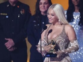 Beyonce takes top honour at Grammys