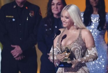 Beyonce takes top honour at Grammys