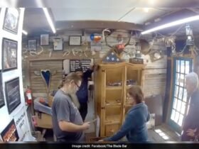 Shop Owner Refuses To 'Re-Nazify' Hitler Youth Knife, Wins Internet