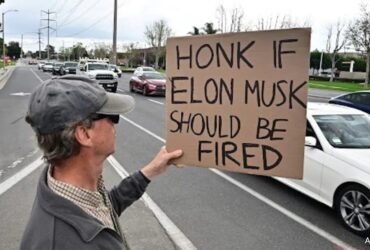 Anti-DOGE Protests Hit Tesla Stores In US