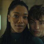 Robert Pattinson and Naomi Ackie in Mickey 17