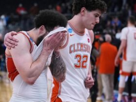 Fewer than 1% of March Madness brackets remain perfect after Day 1