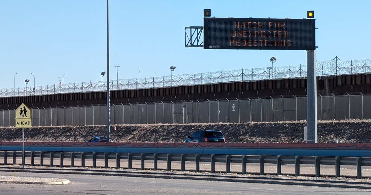 The 'Sanctuary City' policy of Chicago causes damage to other states, say 23 lawyers -general in the letter to have the policy precipitate