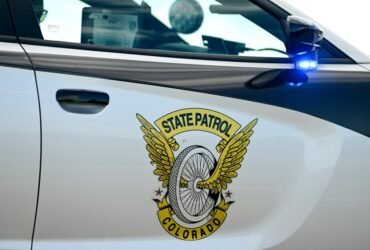 2 dead, 2 injured in El Paso County crash