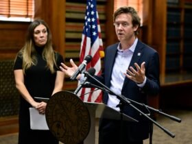 Denver postpones raises to Mayor Mike Johnston's top appointees