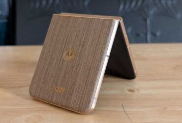 Motorola Razr 60 Ultra Review: Wood You Believe It?