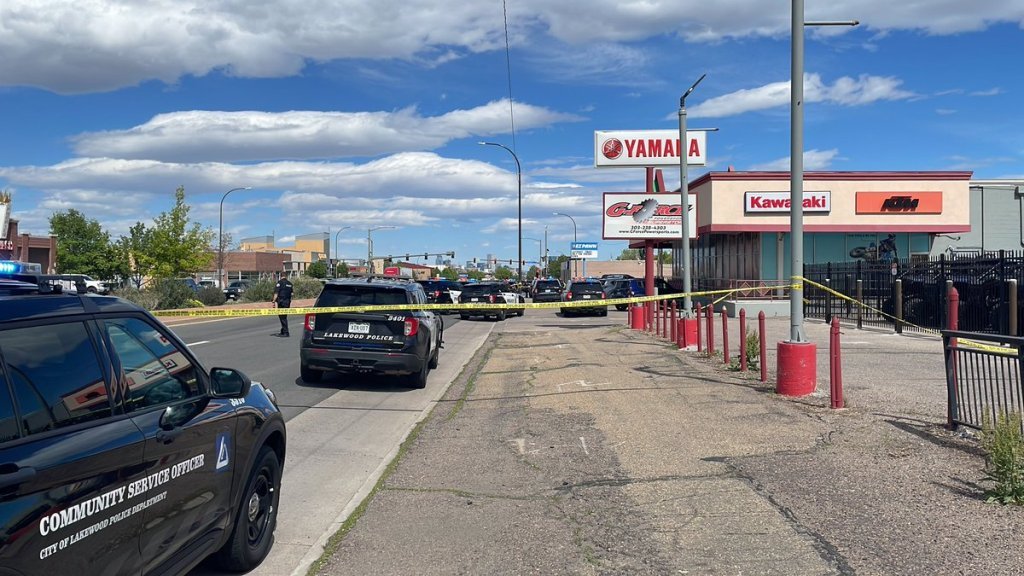 Shoplifting suspect shot by Lakewood police after threatening officers