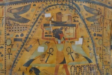 Tomb Art suggests that the Egyptian Hemelgodin was wearing the Melkweg Melkweg