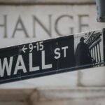 Wall Street, European Stocks And Apple Fall Following Trump's Latest Tariff Threats