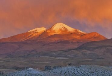 'Zombie' Volcano in Bolivia Appears to Be Stirring Deep Underground : ScienceAlert