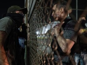 4 Detainees Escape ICE Facility Amid Uprising