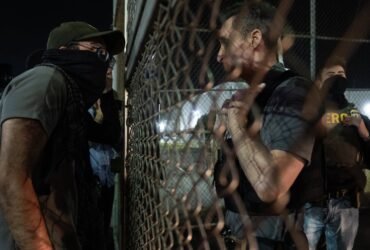 4 Detainees Escape ICE Facility Amid Uprising