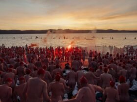 Bare-arsed Aussies brave icy waters for solstice swim