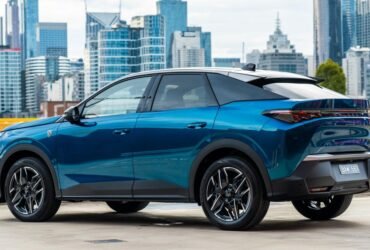 Eofy $ 2000 Cashback on Peugeot 3008 Hybrid Fastback