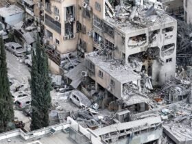 Israel says Tehran to 'pay price' after Tel Aviv attacks